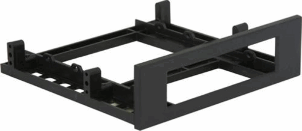 DeLock asennuskehys 3,5" levykeasemalle 5,25" paikkaan musta
