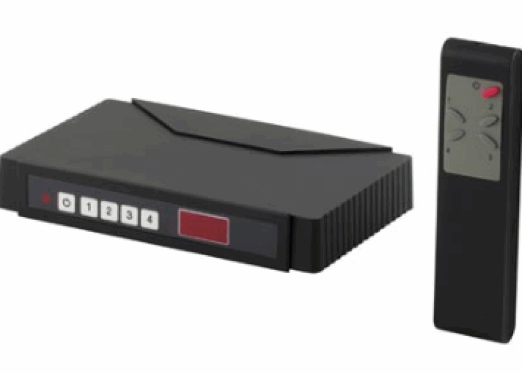 Deltaco HDMI kytkin Kaukosäätimellä