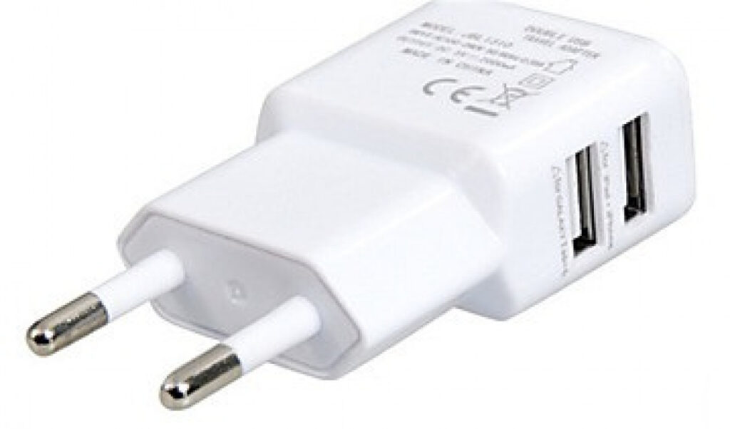 USB Seinälaturi 2A 2x USB